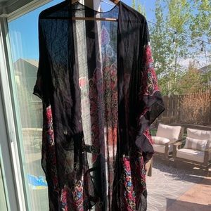 Black Floral Print Knee Length Kimono
